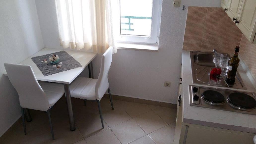 Apartmani Kontic Baška Voda Zewnętrze zdjęcie