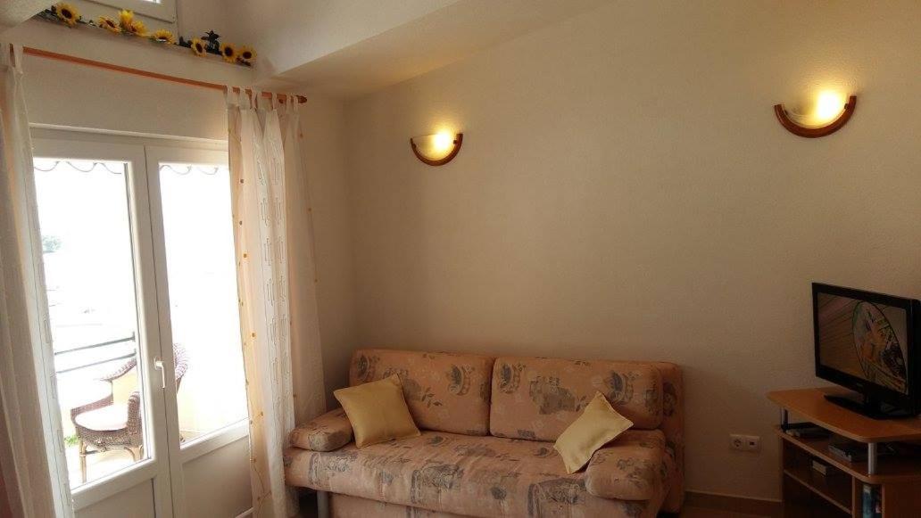 Apartmani Kontic Baška Voda Zewnętrze zdjęcie
